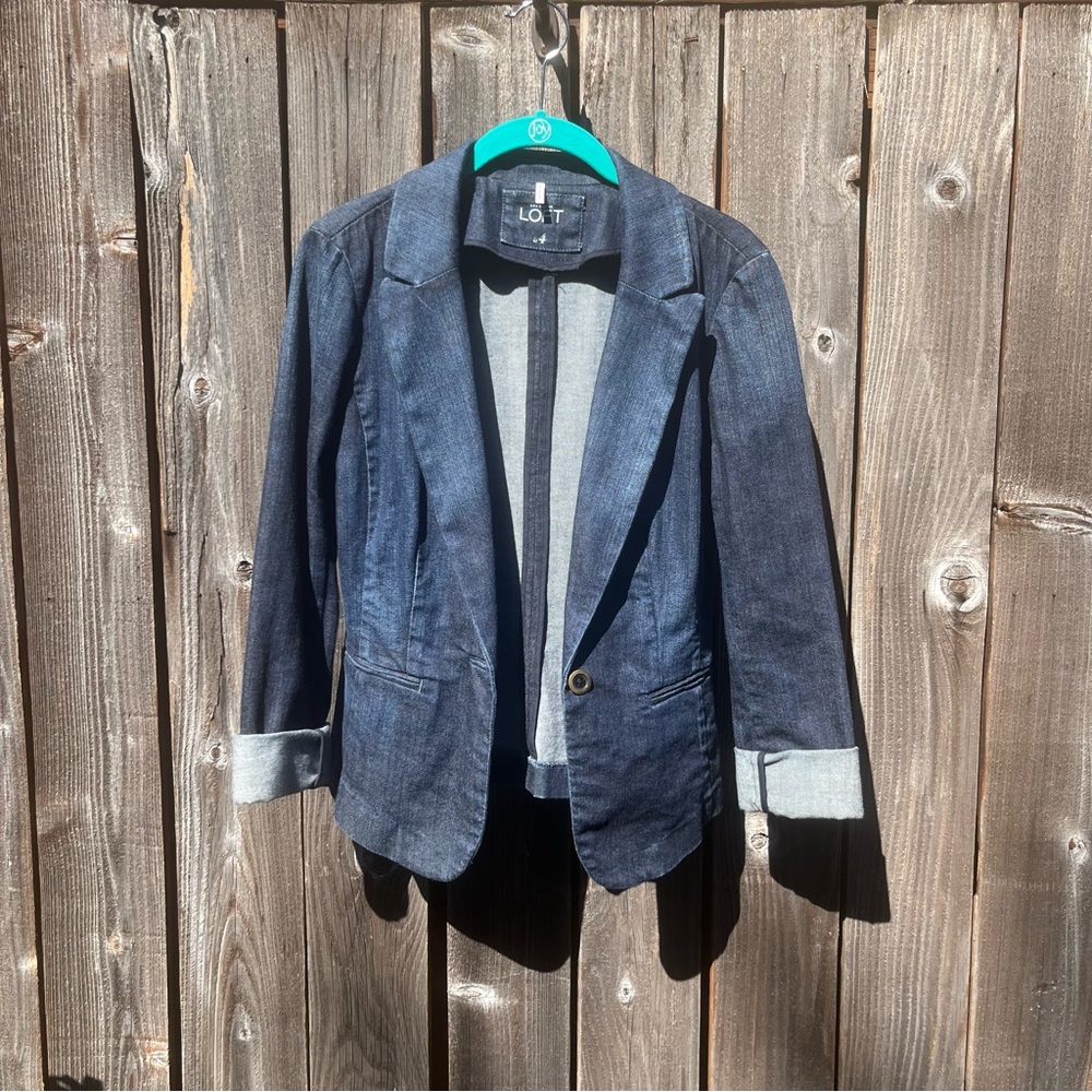 Loft one button tailored blue Jean denim jacket size 4